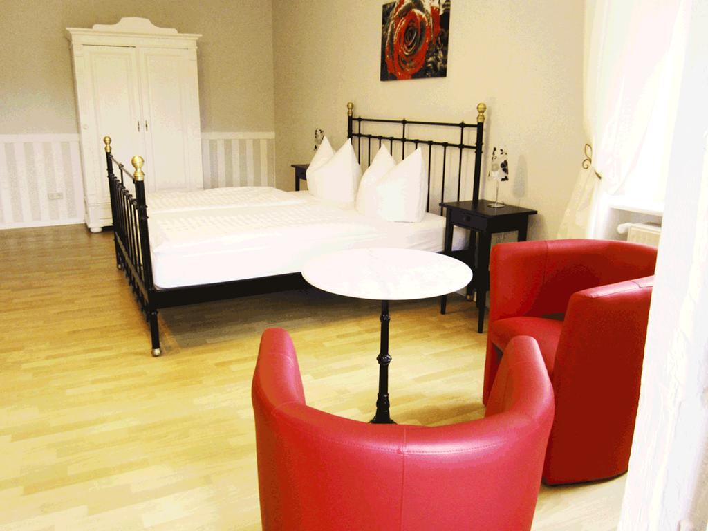 Landhotel Gut Zarrentin Gransebieth Стая снимка
