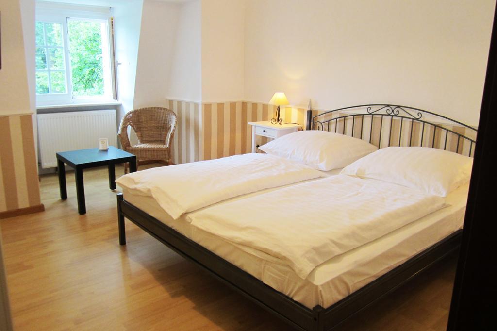 Landhotel Gut Zarrentin Gransebieth Стая снимка