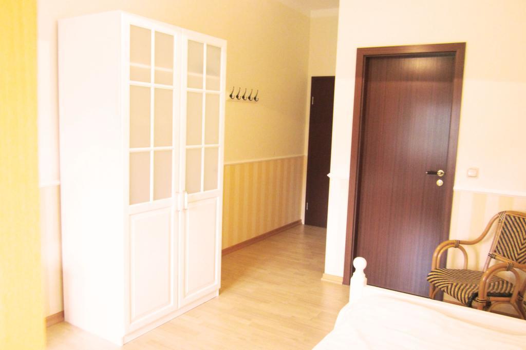 Landhotel Gut Zarrentin Gransebieth Стая снимка