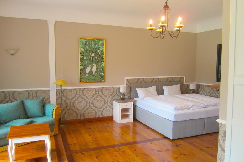 Landhotel Gut Zarrentin Gransebieth Екстериор снимка